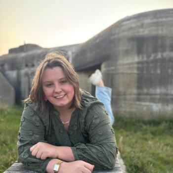 Babysitter in Middelkerke: Yasmine