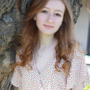 Babysitter in Modesto: Cassidy
