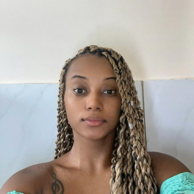 Babá em Palmas: Adrielly