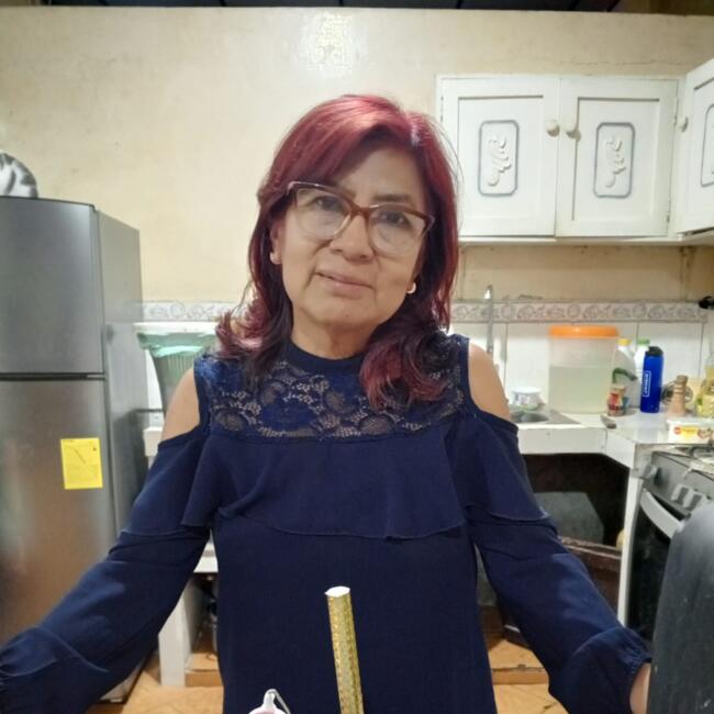 Niñera en Machala: GINA HUILCAPI