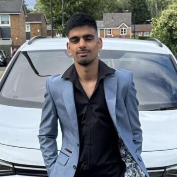 Babysitter in Sale: Aarnav