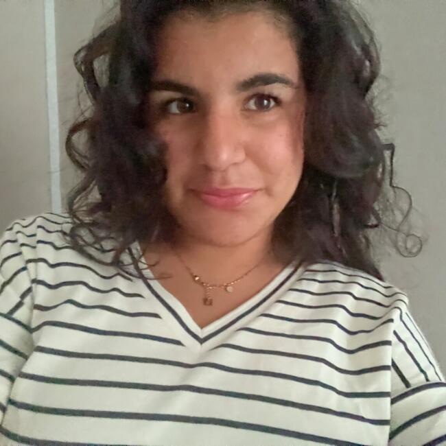 Babysitter in Sainte-Menehould: Reyhaneh