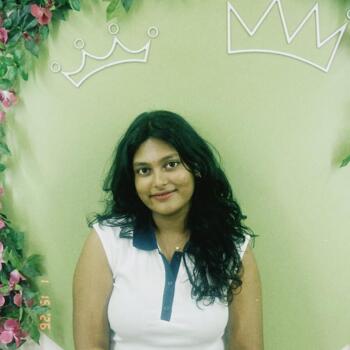 बेबीसिटर बंगलौर: Deepika