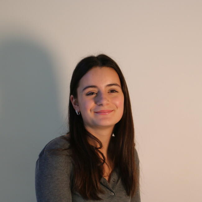 Babysitter in Toulouse: Emma