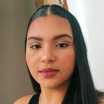 Babysitter in Itapecerica da Serra: Yasmin