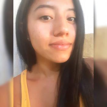 Niñera Comas: Estefania