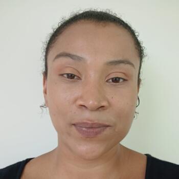 Babysitter Mogi das Cruzes: Kelly