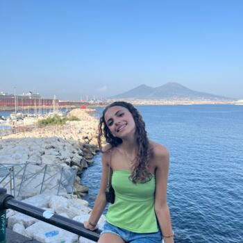 Babysitter Genoa: Lucia