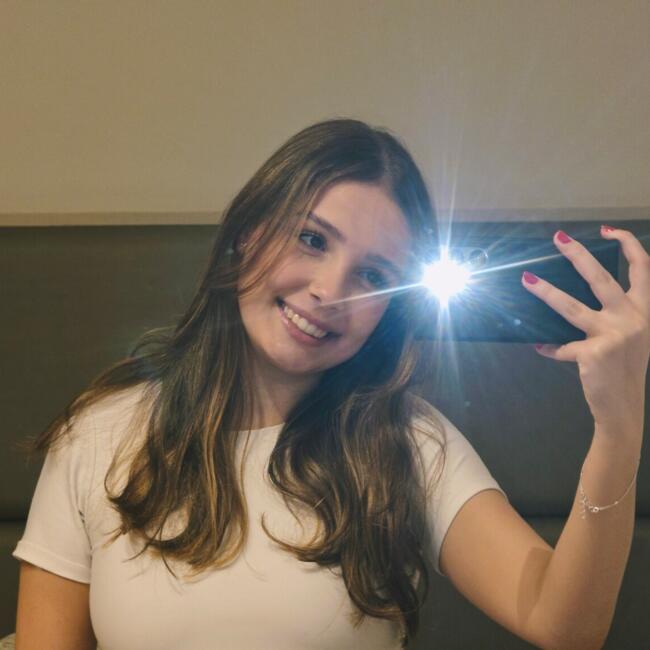 Babysitter in Belo Horizonte: Isabelly