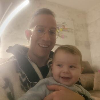 Trabajo de canguro en Badajoz: trabajo de canguro JAIME JOSE