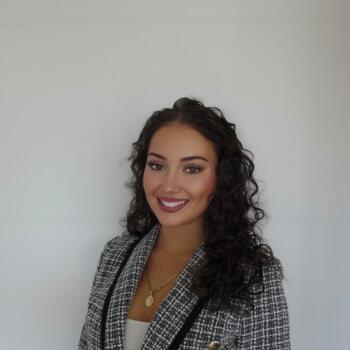 Canguro en Alicante: Noa