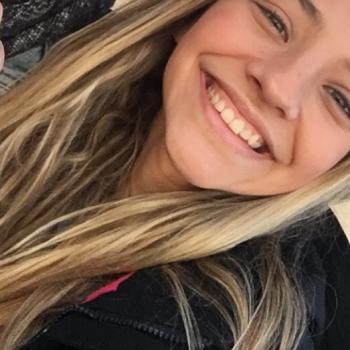 Babysitter Faro: Julia