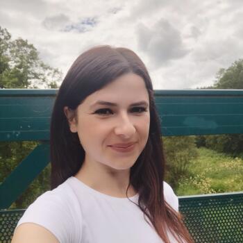 Baby-sitter in Luxembourg: Aurela