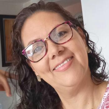 Babysitter στην περιοχή Floridablanca: Maria