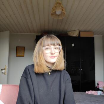 Babysitter in Tours: Agathe