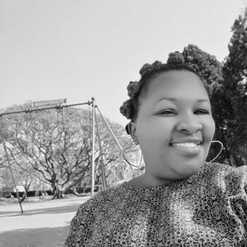 Babysitter in Randburg: Yvonne