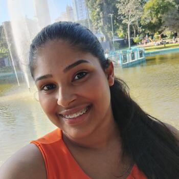 Babysitter São José dos Campos: Sátila