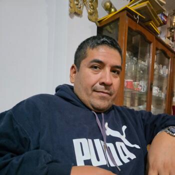 Babysitting job in Arequipa: babysitting job CARLOS