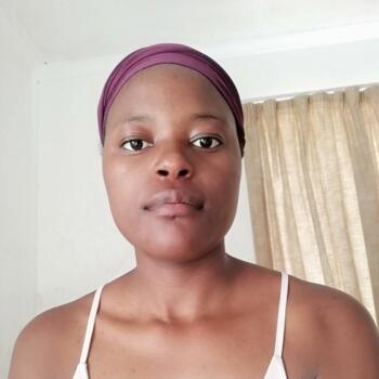 Babysitter in Cape Town: Yolanda