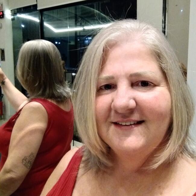 Babysitter in Brusque: Eliza