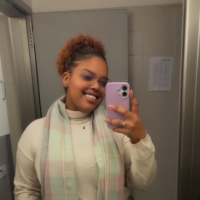 Babysitter in Cascais: Natasha