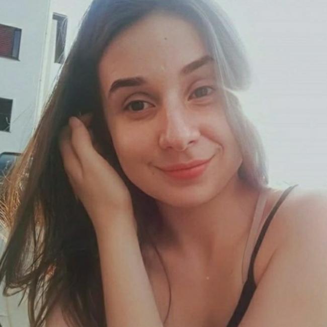 Babysitter in Jundiaí: Giovanna Bueno