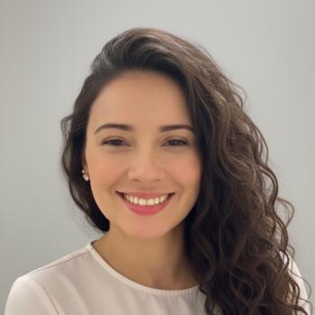 Babá em Atibaia: Juciely