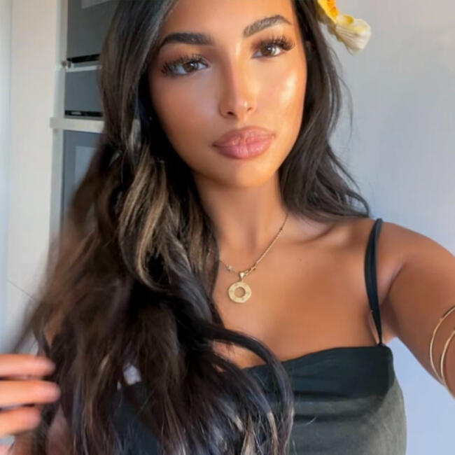 Babysitter in Villeurbanne: Rania