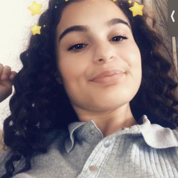 Babysitter in Rueil-Malmaison: Linda