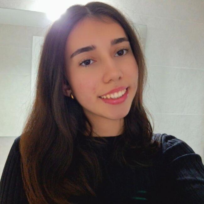 Babysitter in Tarragona: Salomé