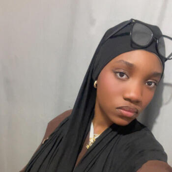 Baby-sitter Rouen: Rukiya