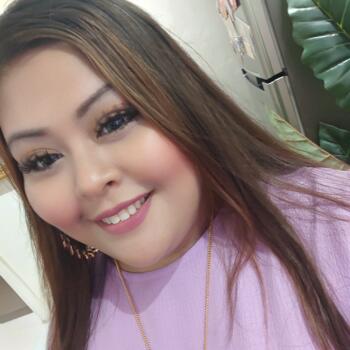 位于Singapore Island的临时保姆: Natasha