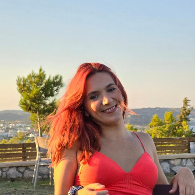Babysitter in Rhodes: Δήμητρα