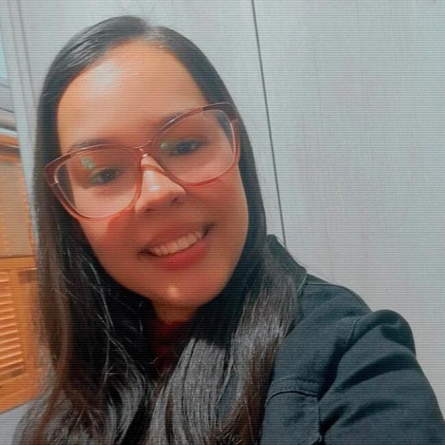 Babysitter in Porto Alegre: Thalia