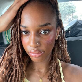 Babysitter in Noisy-le-Grand: Tenah