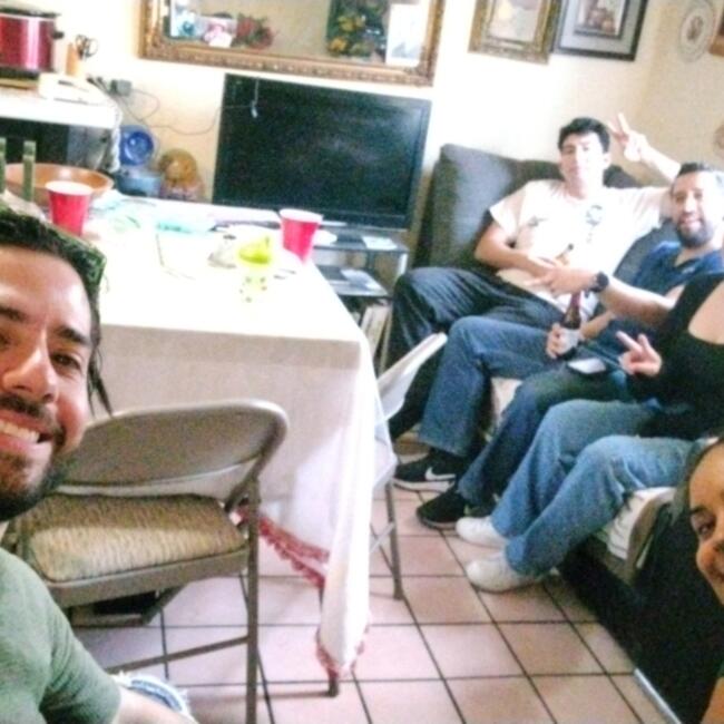 Δουλειά για babysitter στην περιοχή Τσιουάουα: Samuel