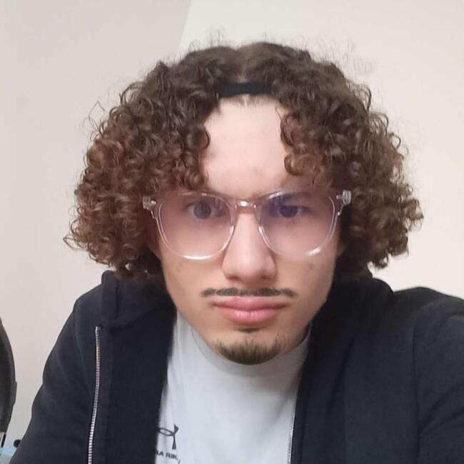 Babysitter in Hautmont: Rayanne