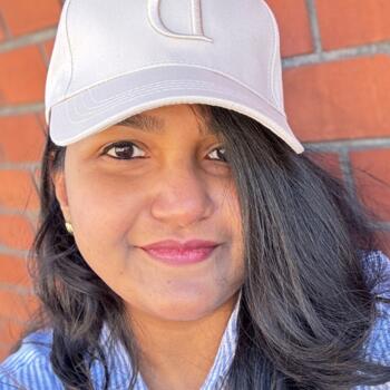 Babysitter in Düsseldorf: Dhikshitha