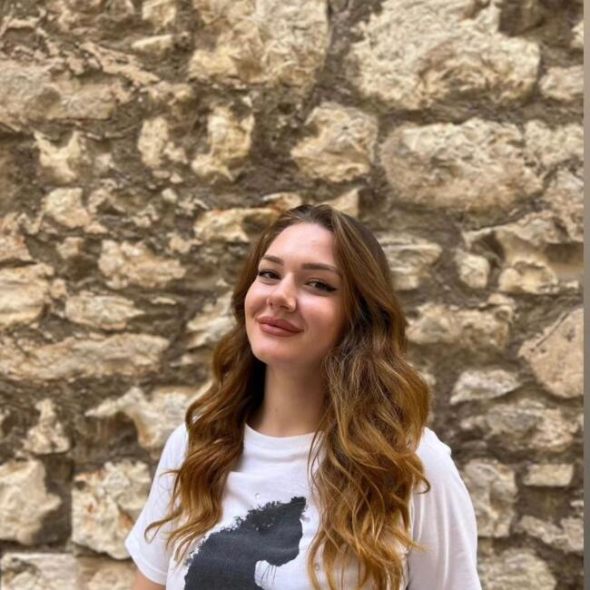 Babysitter in Belgrade: Minja