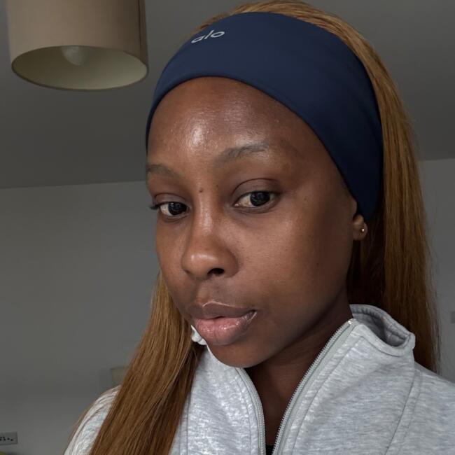 Babysitting job in Queluz: Buia