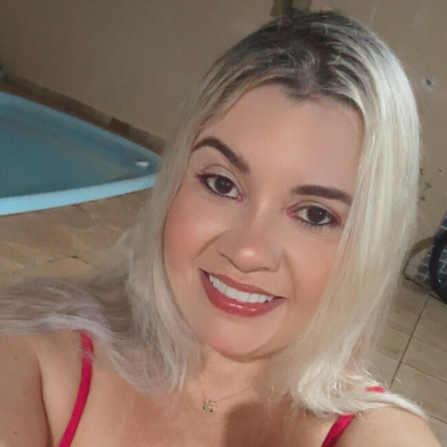Babysitting job in Cuiabá: Angelica muniz