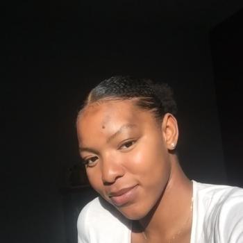 Babysitter Gonesse: Cynthia