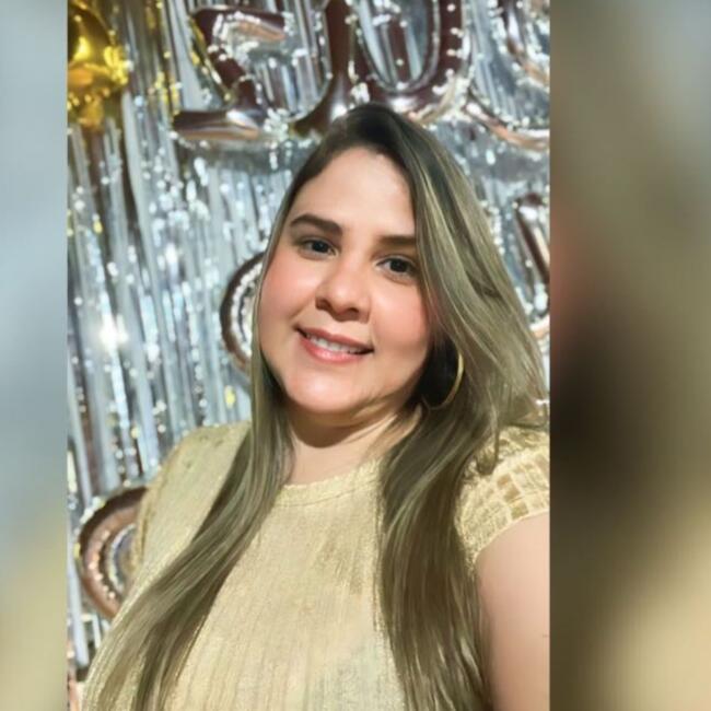 Babá em Brasília: Sheila PEREIRA GREGORIO