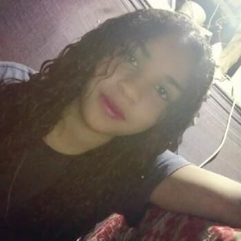 Babysitter in Cidade Nova: Anayla