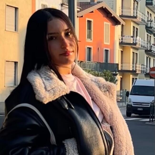 Babysitter a Arona: Karla