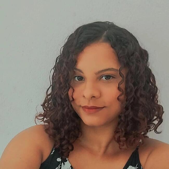 Babysitter in Campinas: Adriana