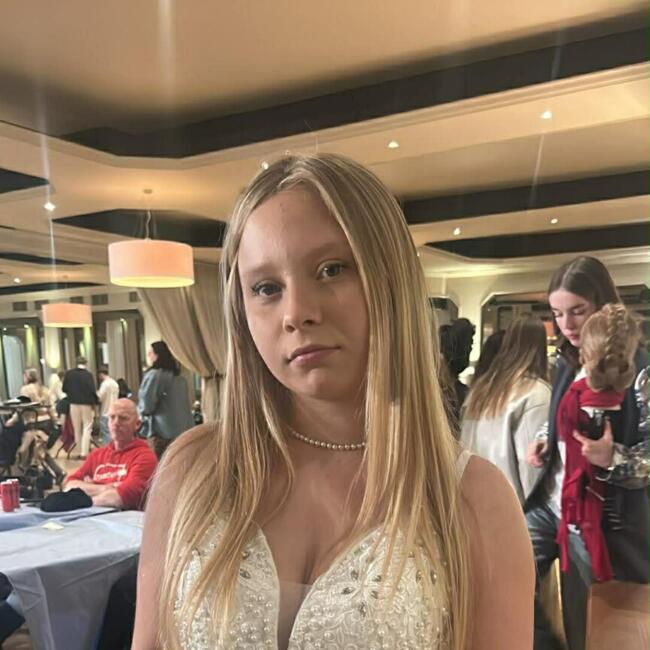 Babysitter in La Louvière: Melissa