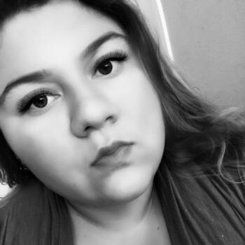 Babysitter in Riverside: Andrea