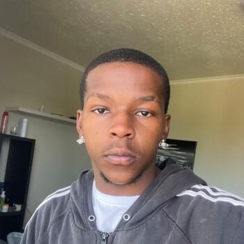 Babysitter in Midrand: Tshego
