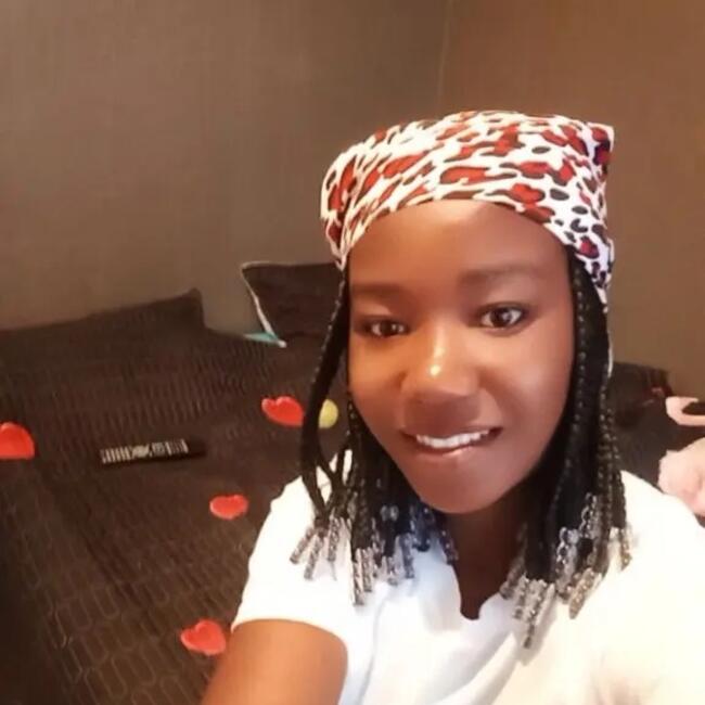 Babysitter in Benoni: Nomatter